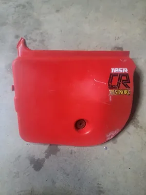 honda cr125 Elsinore side cover