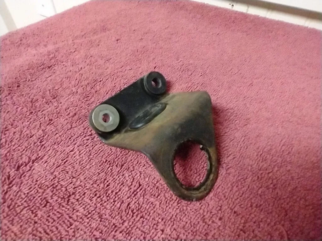 Honda SL125 Ignition Switch Bracket — photo 3
