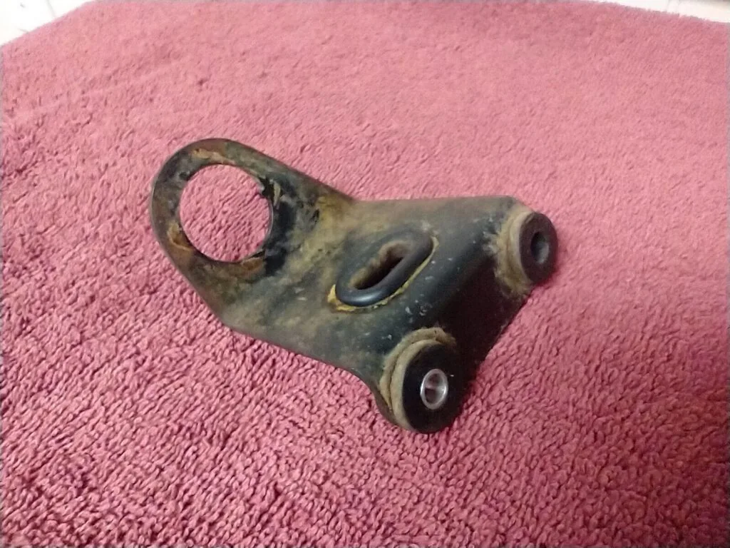 Honda SL125 Ignition Switch Bracket — photo 4