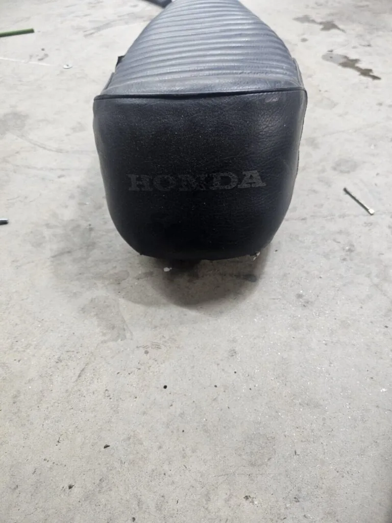 honda cl70 seat — photo 2
