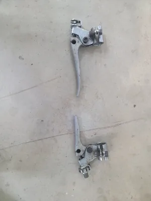 indian me125 brake perch and lever. clutch perch and lever