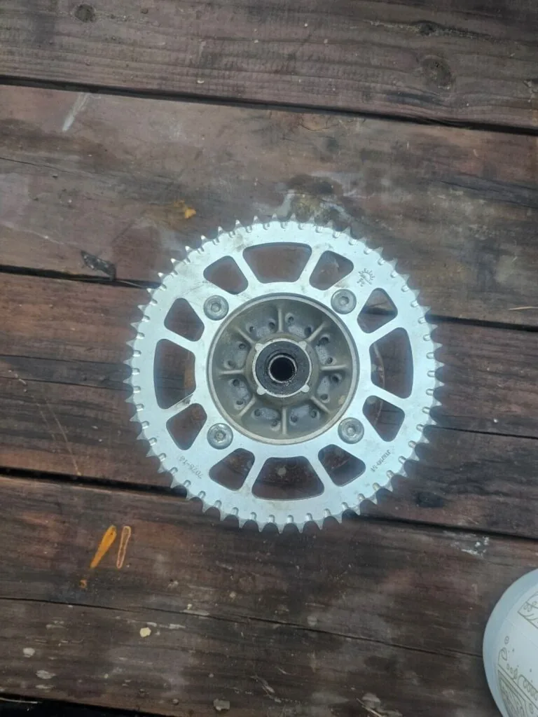 Suzuki 100cc dirtbike rear hub
