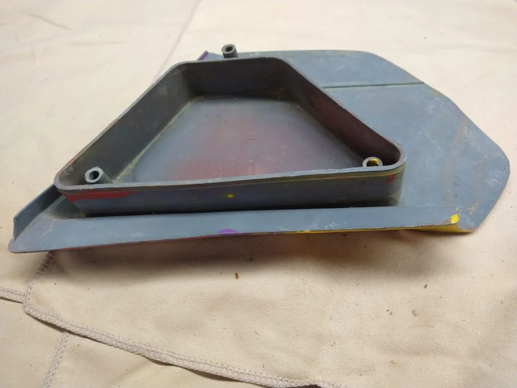 Honda XL125 Side Cover